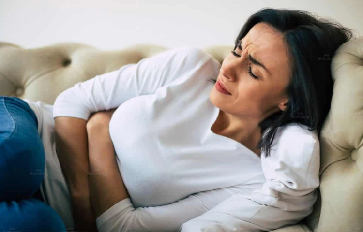 Điều trị đau bụng kinh (thống kinh) bằng Y học cổ truyền